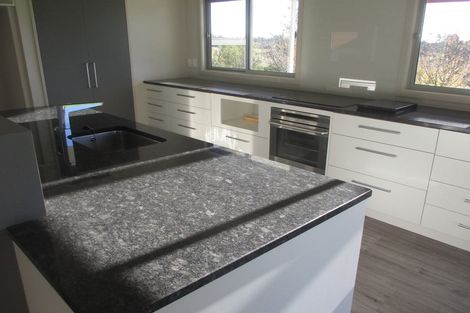 Photo of property in 63 Manakau Heights Drive, Manakau, Otaki, 5583