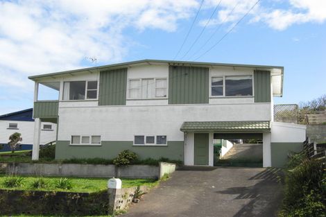 Photo of property in 25 Hua Street, Bell Block, New Plymouth, 4312