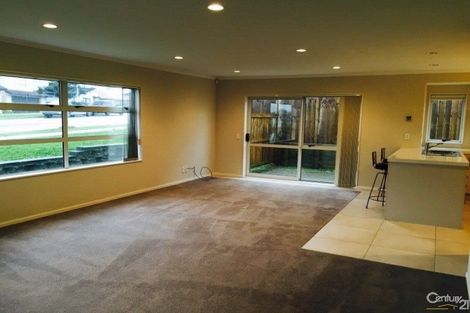 Photo of property in 22 Darion Drive, Flat Bush, Auckland, 2019