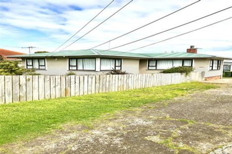 Photo of property in 13 Rogers Road, Manurewa, Auckland, 2102