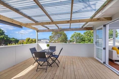 Photo of property in 55 Bruce Road, Glenfield, Auckland, 0629