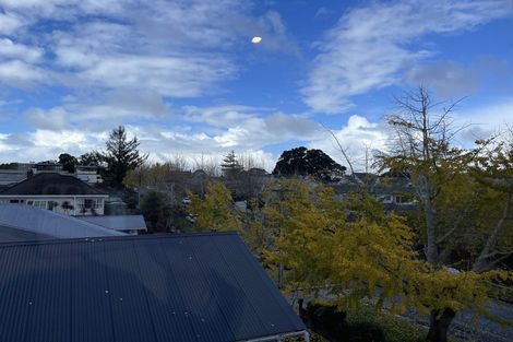 Photo of property in 17b Beckenham Avenue, Royal Oak, Auckland, 1023