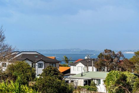 Photo of property in 1/43 Watea Road, Torbay, Auckland, 0630