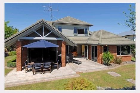 Photo of property in 11 Dallinger Street, St Andrews, Hamilton, 3200