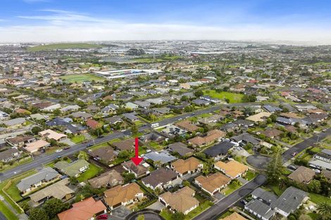 Photo of property in 1/5 Golfland Drive, Golflands, Auckland, 2013