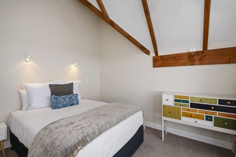 Photo of property in 5 Lapwing Lane, Mount Pleasant, Christchurch, 8081