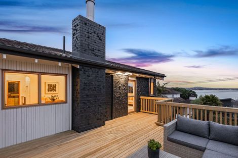 Photo of property in 3/5 Pullum Street, Birkenhead, Auckland, 0626