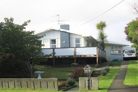 Photo of property in 48 Gray Avenue, Paraparaumu Beach, Paraparaumu, 5032