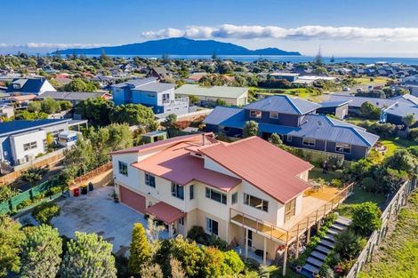 Photo of property in 39 Rutherford Drive, Waikanae Beach, Waikanae, 5036
