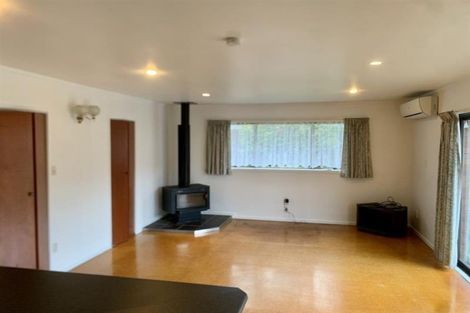 Photo of property in 47 Cascades Road, Pakuranga Heights, Auckland, 2010