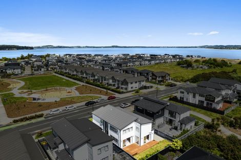 Photo of property in 25 Roa Avenue, Hobsonville, Auckland, 0616