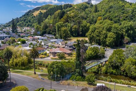 Photo of property in 16 Avon Terrace, The Wood, Nelson, 7010