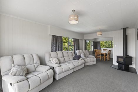Photo of property in 46 Seaview Road, Marfell, New Plymouth, 4310