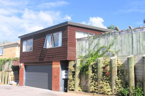 Photo of property in 4 Zeralto Lane, Mount Roskill, Auckland, 1041