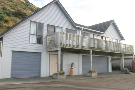 Photo of property in 142 Owhiro Bay Parade, Owhiro Bay, Wellington, 6023