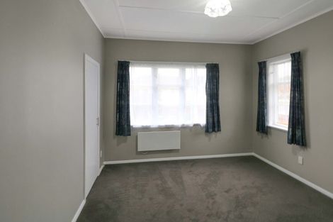 Photo of property in 2/28 Hall Crescent, Epuni, Lower Hutt, 5011