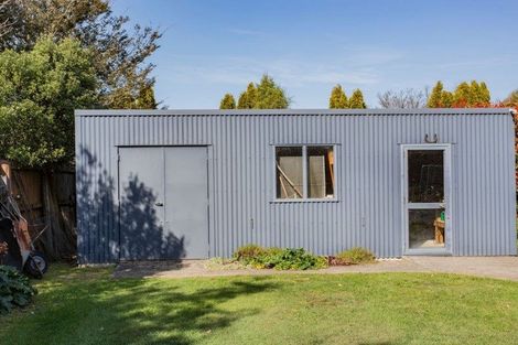 Photo of property in 11 Cedar Place, Amberley, 7410