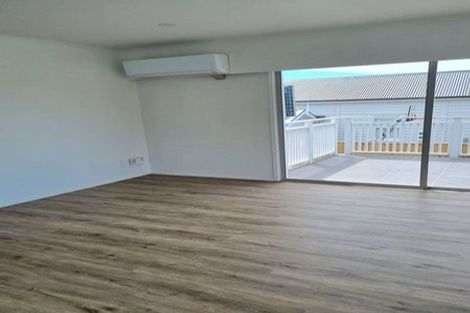 Photo of property in 1/175 Victoria Road, Devonport, Auckland, 0624