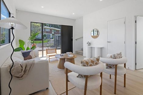 Photo of property in 11 Glenfinn Place, Massey, Auckland, 0614