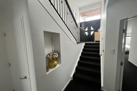 Photo of property in 10a Dalefield Drive, Cashmere, Christchurch, 8022