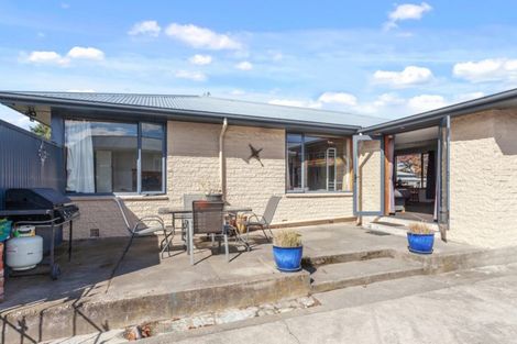 Photo of property in 6 Jarrow Place, Halswell, Christchurch, 8025