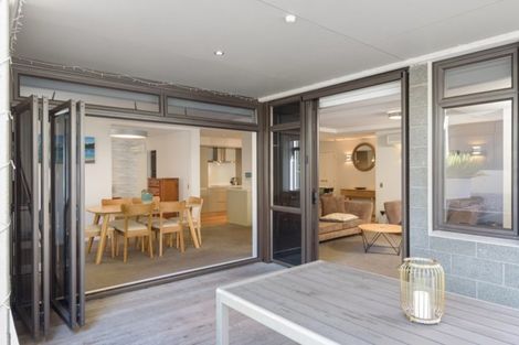 Photo of property in Vivaldi Apartments, 5/48 Marine Parade, Mount Maunganui, 3116