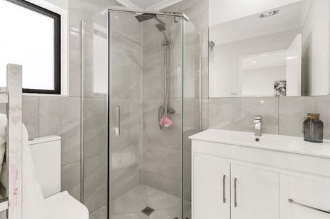 Photo of property in 33 Koroheke Road, Takanini, 2110