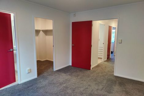 Photo of property in 3 Kelvin Grove, Te Aro, Wellington, 6011