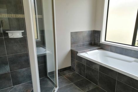 Photo of property in 299 Pine Valley Road, Dairy Flat, Silverdale, 0992