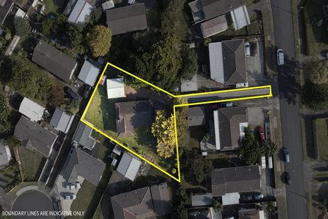 Photo of property in 20 Becker Drive, Weymouth, Auckland, 2103