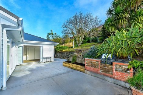 Photo of property in 53 Port Hills Road, Heathcote Valley, Christchurch, 8022