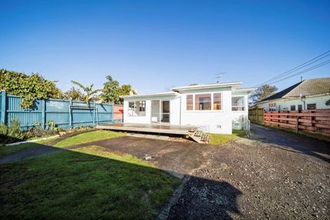 Photo of property in 29 Wrantage Street, Westown, New Plymouth, 4310