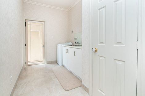 Photo of property in 28 Harrowfield Drive, Harrowfield, Hamilton, 3210