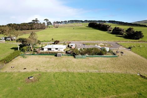 Photo of property in 176 Waitapu Road, Aranga, Dargaville, 0376