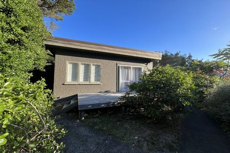 Photo of property in 6 Rangiora Avenue, Kaiwharawhara, Wellington, 6035