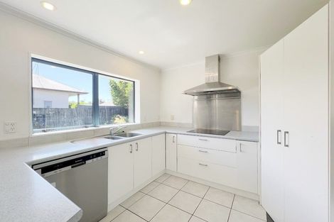 Photo of property in 29 Somerton Drive, Huntington, Hamilton, 3210