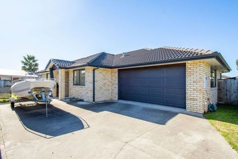 Photo of property in 28 Twin Oak Avenue, Papamoa Beach, Papamoa, 3118