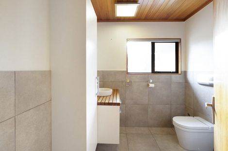 Photo of property in 16 Trevor Terrace, Paremata, Porirua, 5024