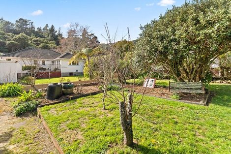 Photo of property in 202 Rata Street, Naenae, Lower Hutt, 5011