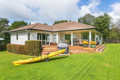 Photo of property in 6 Pa Road, Hahei, Whitianga, 3591