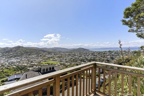 Photo of property in 11 Baxter Way, Karori, Wellington, 6012