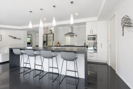 Photo of property in 100 Kauri Crescent, Waimauku, Kumeu, 0891