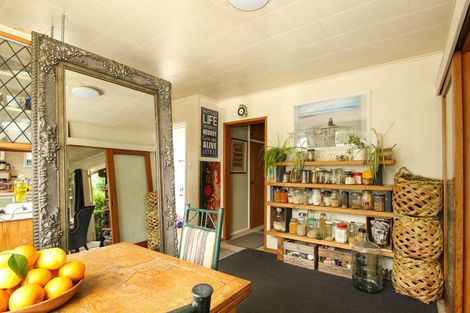 Photo of property in 237 Warwick Road, Mayfair, Hastings, 4122