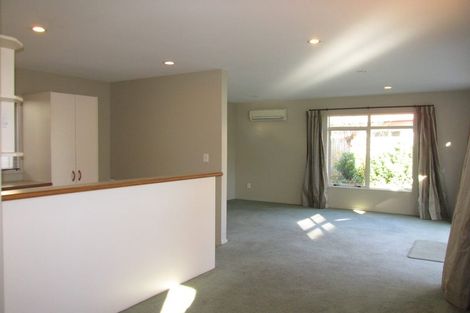 Photo of property in 2/35 Parade Court, Addington, Christchurch, 8024