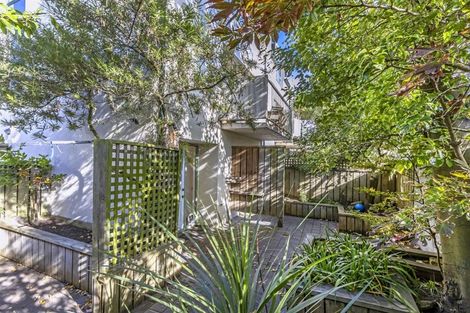 Photo of property in Hagley Mews, 3/454 Hagley Avenue, Christchurch Central, Christchurch, 8011