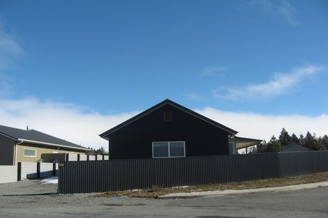 Photo of property in 37 Irishman Drive, Twizel, 7901