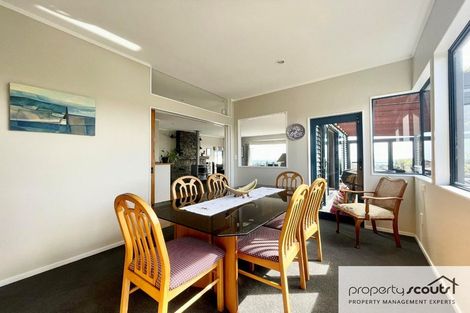 Photo of property in 98 Gover Street, New Plymouth, 4310