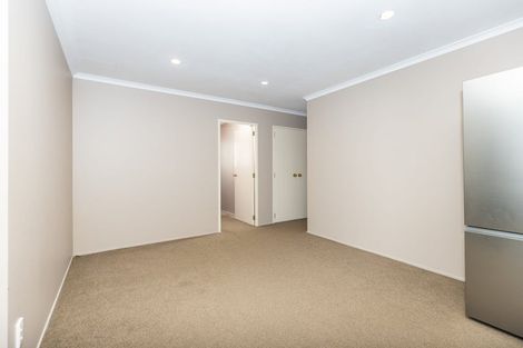 Photo of property in 8a Lloyd Drive, Nawton, Hamilton, 3200