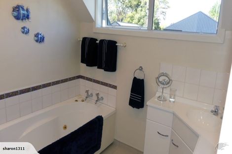 Photo of property in 12 Chevron Place, Ilam, Christchurch, 8041