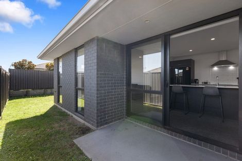 Photo of property in 18 Pioneer Crescent, Omokoroa, 3114